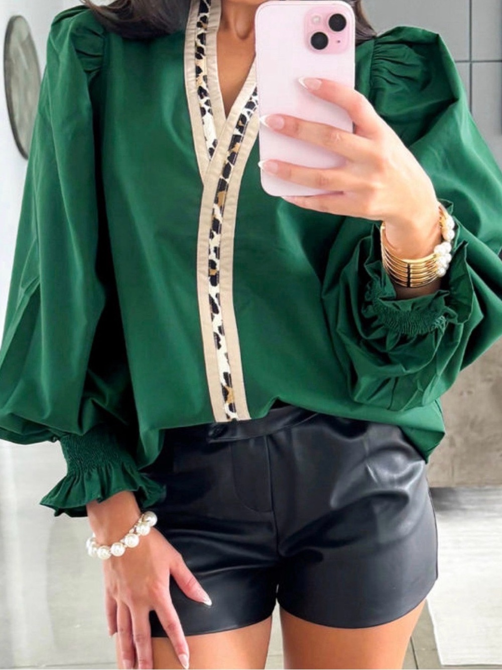 Puff sleeve blouse